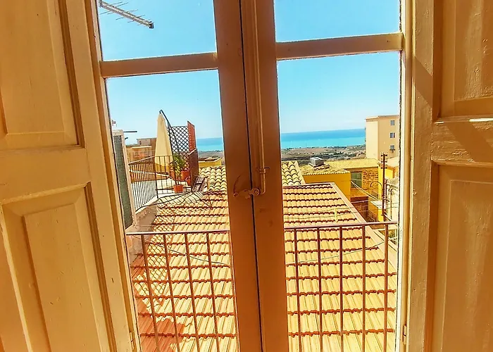 לינה וארוחת בוקר Anita