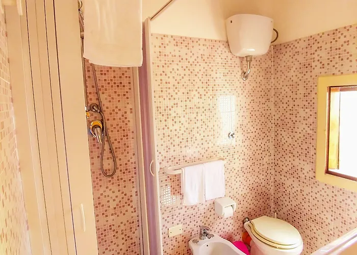 Anita לינה וארוחת בוקר